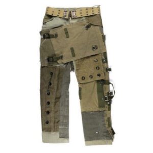 pantalone strano Pantaloni strani